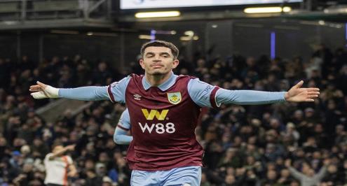 بهدف متأخر.. لوتون تاون يشعل قاع بريميرليج ويخطف التعادل أمام بيرنلي